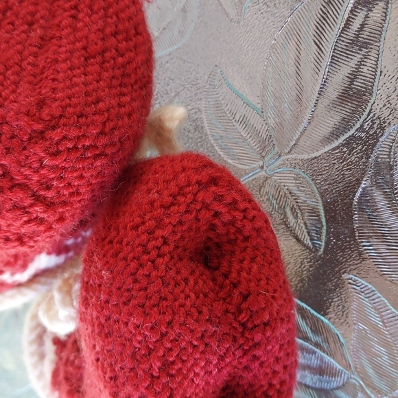 Handmade.100% wool baby booties. - Picture 4 of 5